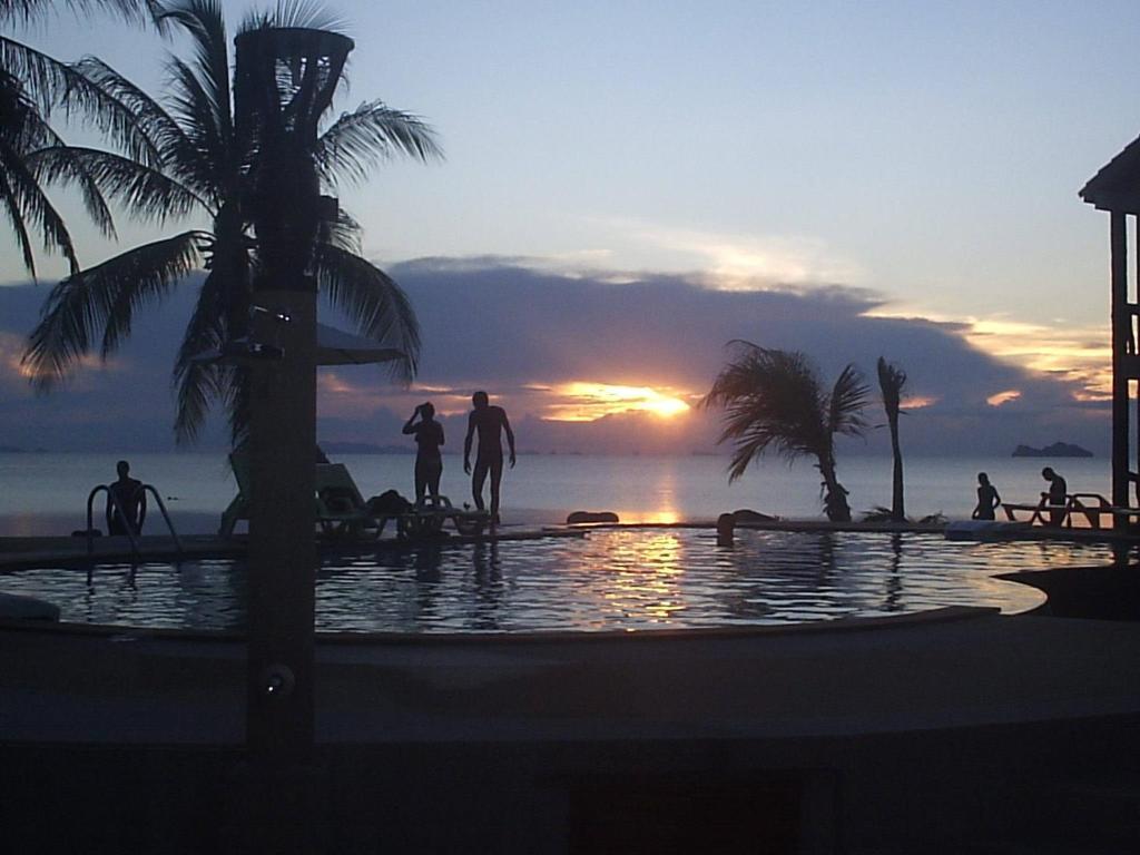 Friendly Resort & Spa Ko Pha Ngan Luaran gambar